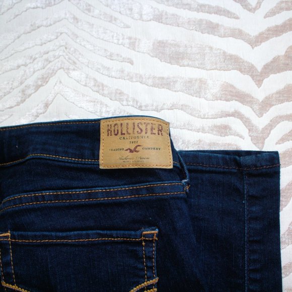 Hollister Skinny Jeans | Dark Blue Jeans - Picture 2 of 4